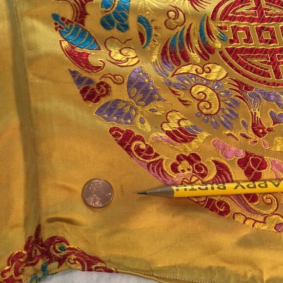 VINTAGE ASIAN Fabric with flaws at least 40 years old. - Picture 8 of 16